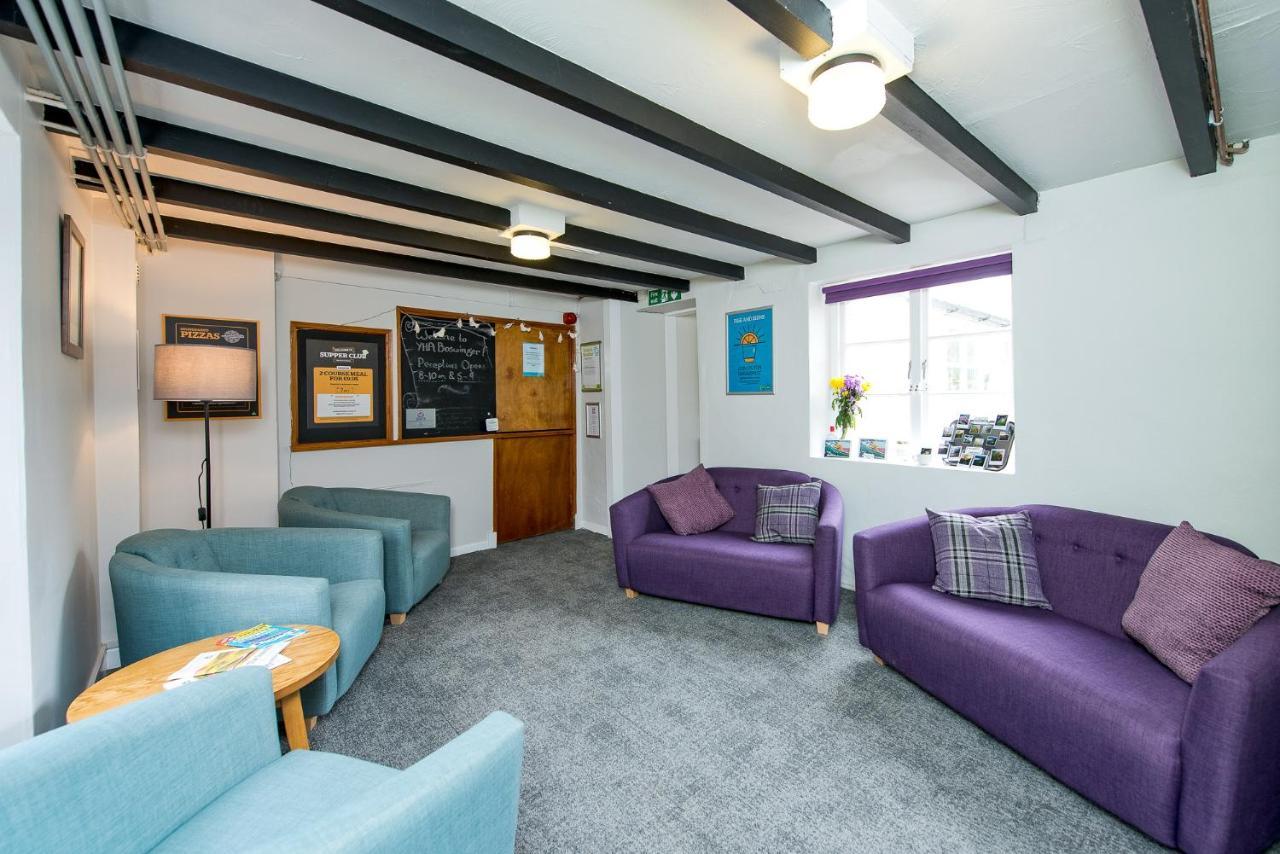 Yha Boswinger Hostel Bagian luar foto