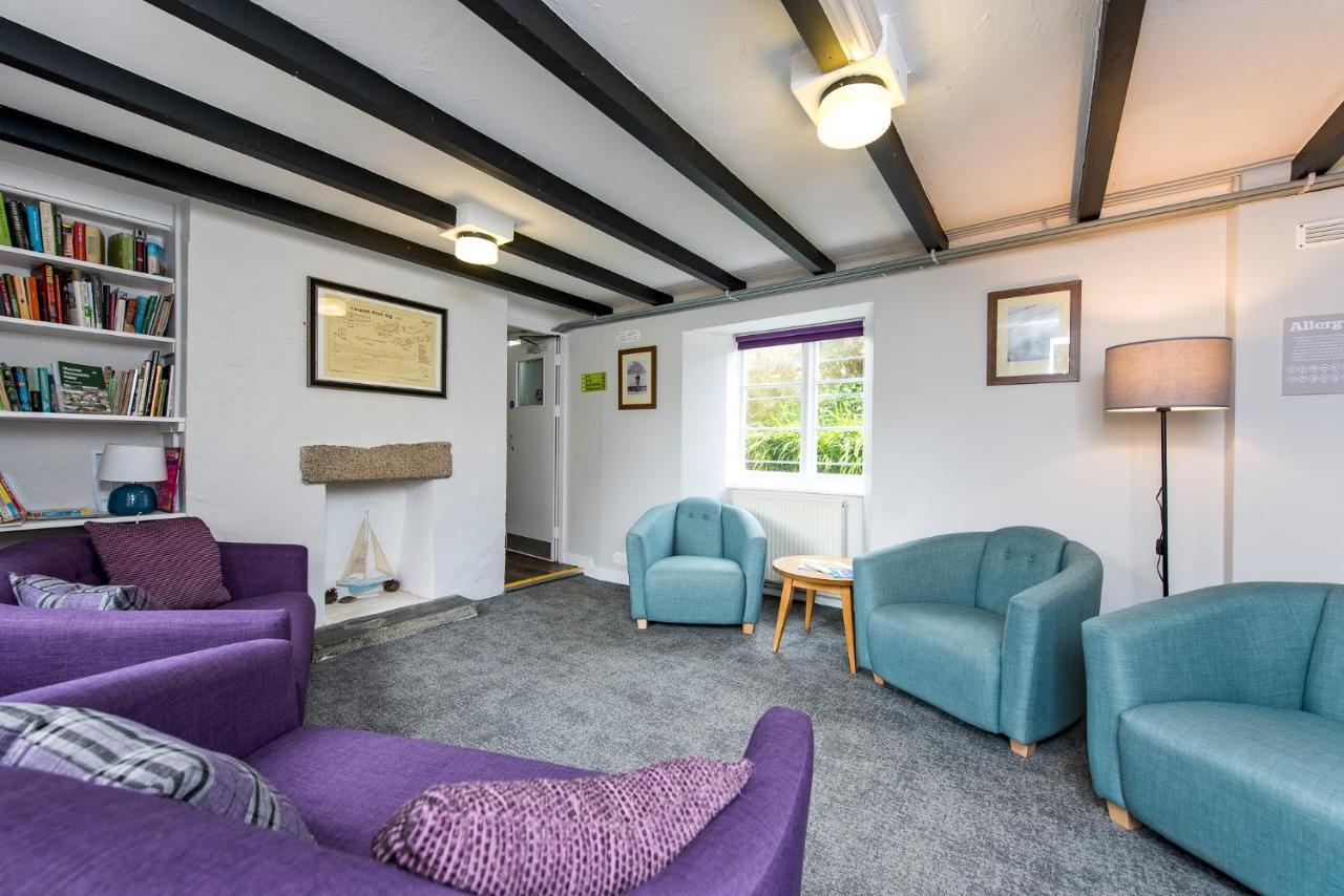 Yha Boswinger Hostel Bagian luar foto