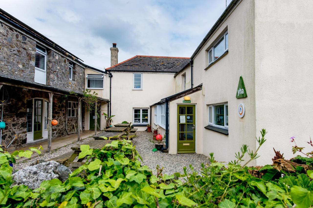 Yha Boswinger Hostel Bagian luar foto