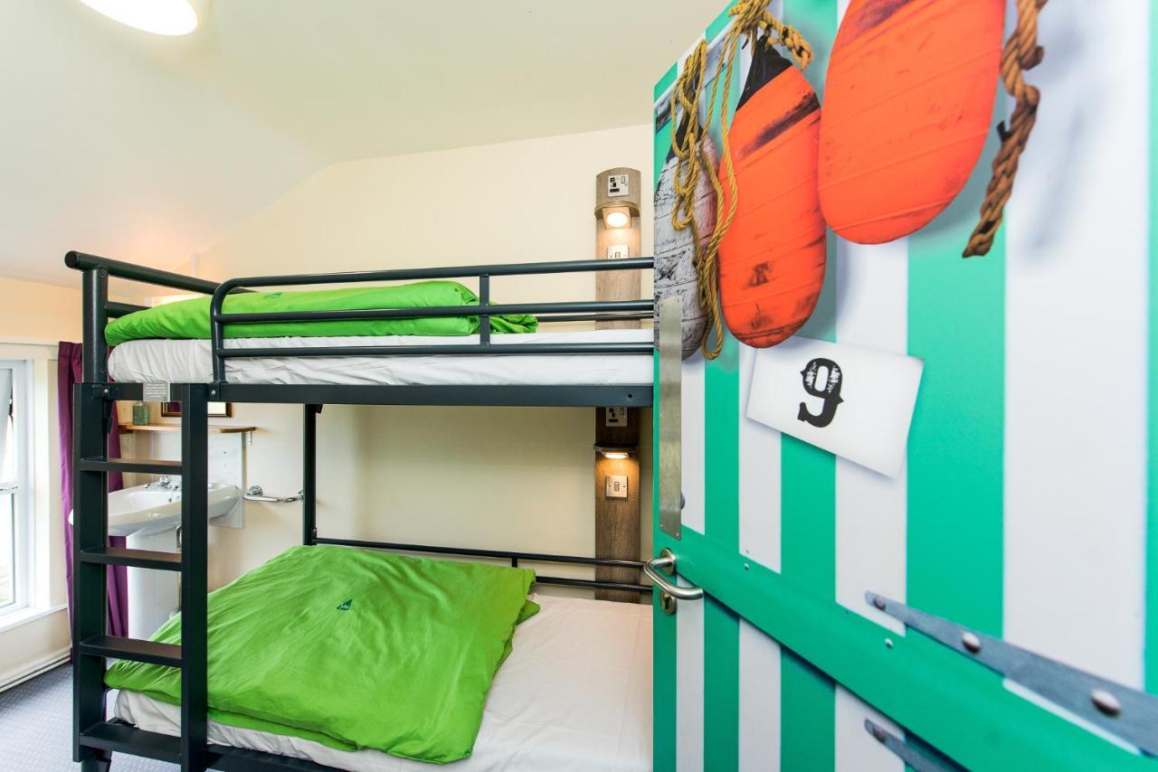 Yha Boswinger Hostel Bagian luar foto